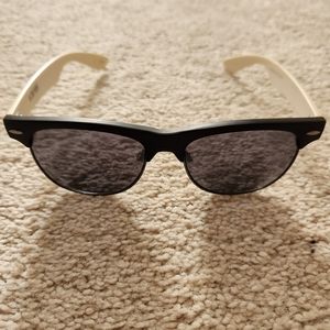 Zoo York wayfarer Sunglasses